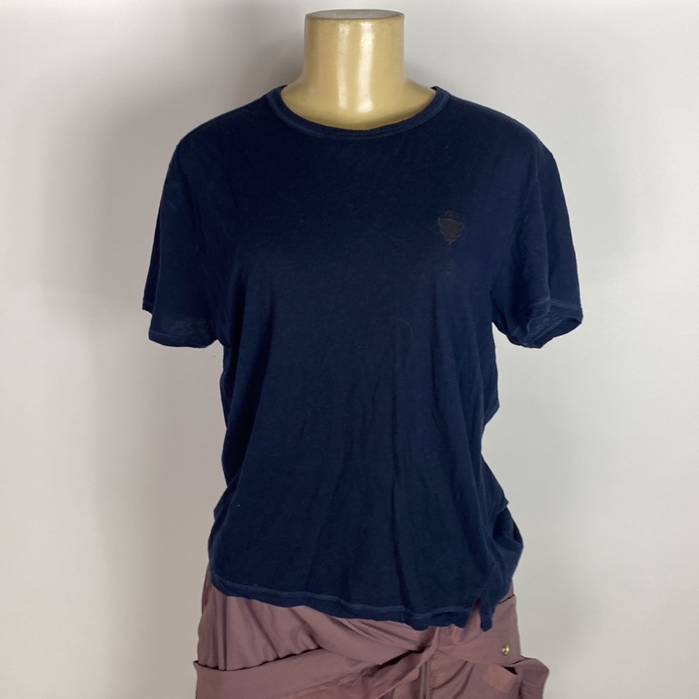Gucci Women’s T shirt Size small short sleeve navy blue